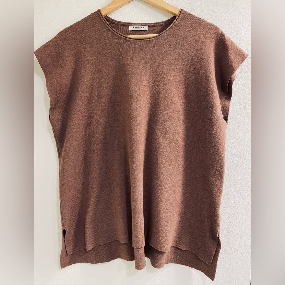 Ekouaer Brown Knit Crew Neck Blouse Large